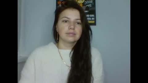 Snapshot of make_mesmile chatting on 12-15-25, 07:18 make_mesmile online show from 12-15-25, 07:18