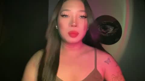 Snapshot of makemesquirt_xxx chatting on 06-20-26, 01:19 KEANA online show from 06-20-26, 01:19