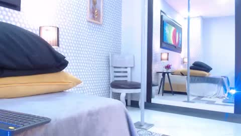 makena online show from 02-11-25, 06:08