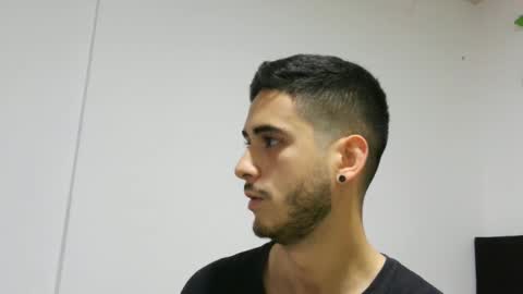 Snapshot of makenzy_darly chatting on 12-19-24, 01:07 Makenzy darly online show from 12-19-24, 01:07