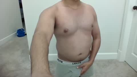 Snapshot of makeyousatisfied12 chatting on 12-01-25, 11:32 Rakesh Slave online show from 12-01-25, 11:32