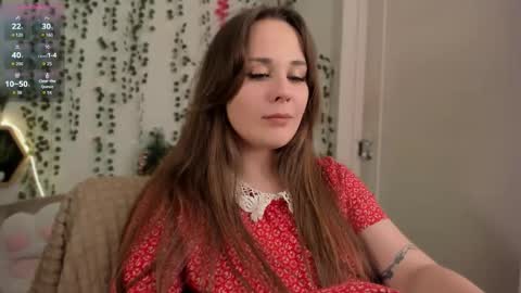 Snapshot of makima_lee chatting on 12-20-25, 09:00 Makima online show from 12-20-25, 09:00