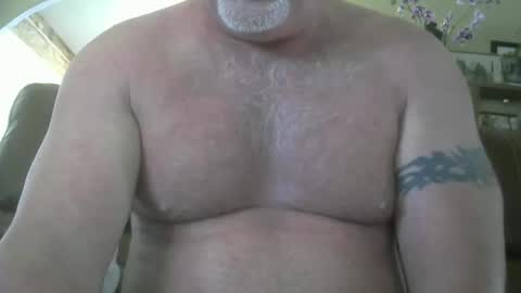 Snapshot of makinit0808 chatting on 05-24-26, 06:13 makinit0808 online show from 05-24-26, 06:13