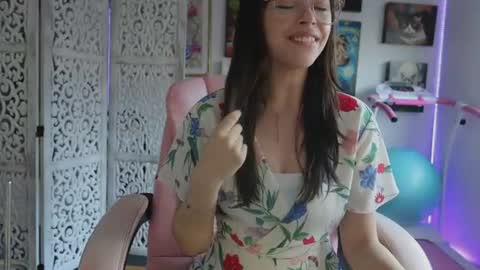 MakiyahBelle online show from 06-22-26, 05:59