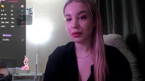 maksisisia online show from 10-22-25, 02:50