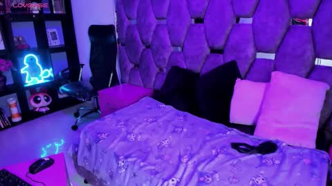 Snapshot of maky_coss chatting on 04-29-26, 02:21 maky_coss online show from 04-29-26, 02:21