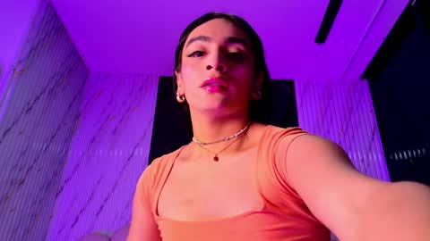 Snapshot of malaia_thompson_ chatting on 05-08-26, 11:59 malaia thompson online show from 05-08-26, 11:59