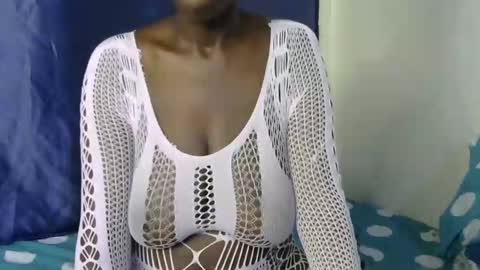 Snapshot of malaika_musa chatting on 09-12-25, 06:30 malaika_musa online show from 09-12-25, 06:30