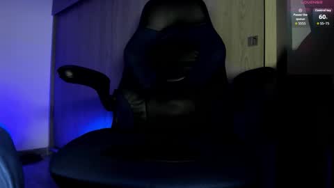 Snapshot of male_pussy chatting on 03-08-26, 04:27 ADAM online show from 03-08-26, 04:27