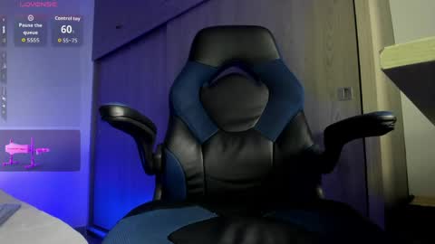 Snapshot of male_pussy chatting on 05-30-26, 05:21 ADAM online show from 05-30-26, 05:21