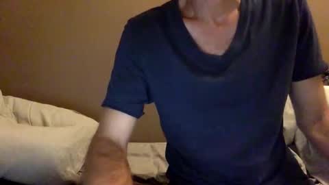 Snapshot of malefrench1 chatting on 10-19-25, 05:08 malefrench1 online show from 10-19-25, 05:08