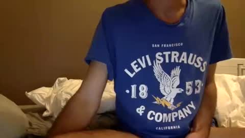 Snapshot of malefrench1 chatting on 10-25-25, 05:37 malefrench1 online show from 10-25-25, 05:37