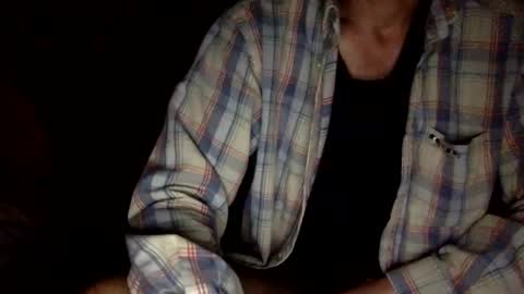 Snapshot of malefrench1 chatting on 11-26-25, 04:57 malefrench1 online show from 11-26-25, 04:57