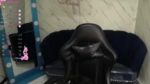 Snapshot of maleja_v_ chatting on 12-13-25, 10:48 Hi Stream 800am to 200pm online show from 12-13-25, 10:48