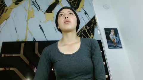 malejacs01 online show from 09-30-25, 12:21