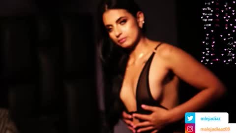 Maleja Diaz online show from 10-19-25, 12:06