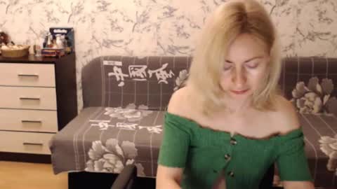 Snapshot of malenamila chatting on 11-13-25, 06:34 Malena online show from 11-13-25, 06:34