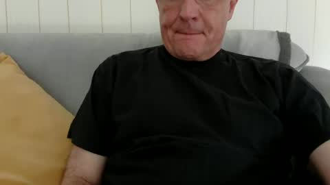 Snapshot of maletoysub chatting on 07-04-26, 05:19 maletoysub online show from 07-04-26, 05:19
