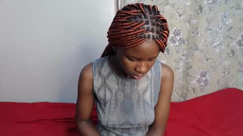 Snapshot of malia_latifa chatting on 01-06-26, 11:40 lati online show from 01-06-26, 11:40