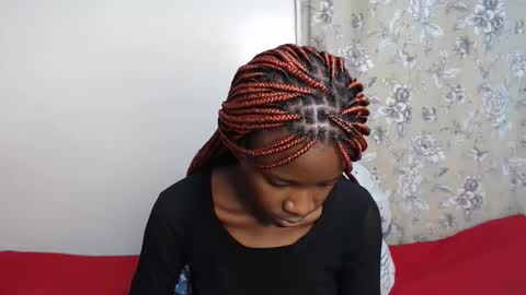 Snapshot of malia_latifa chatting on 01-12-26, 01:49 lati online show from 01-12-26, 01:49