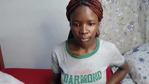 Snapshot of malia_latifa chatting on 01-19-26, 12:20 lati online show from 01-19-26, 12:20