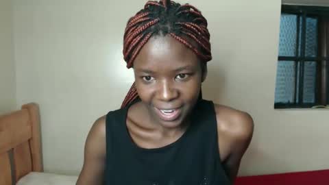 Snapshot of malia_latifa chatting on 02-04-26, 01:00 lati online show from 02-04-26, 01:00