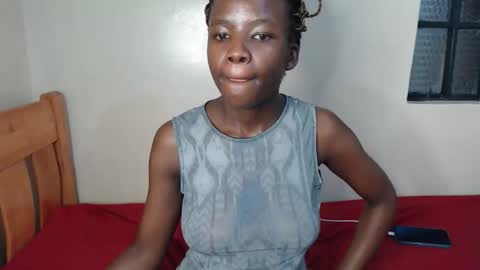 Snapshot of malia_latifa chatting on 02-17-26, 11:55 lati online show from 02-17-26, 11:55