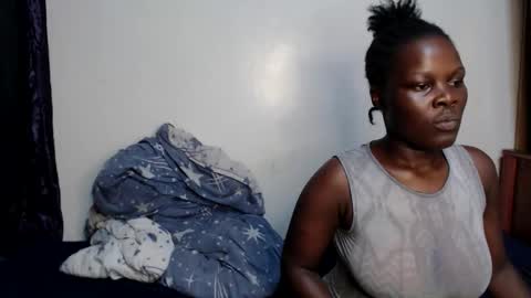 lati online show from 04-19-26, 01:43