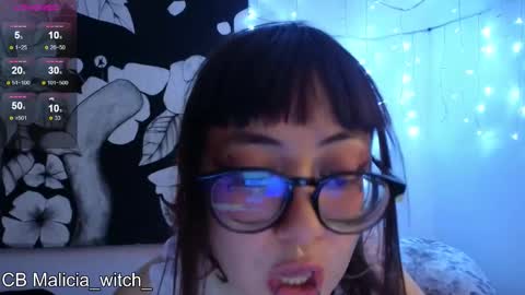 Snapshot of malicia_witch_ chatting on 12-23-25, 04:43 Mar Alicia Rosie v A L I C I A W I T C - Meg Cherie online show from 12-23-25, 04:43