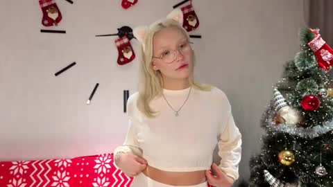 Evelyn online show from 01-07-26, 05:43