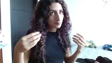 Snapshot of malitamuymal22 chatting on 01-08-25, 04:54 Malita online show from 01-08-25, 04:54