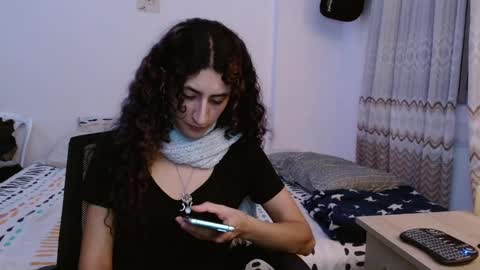 Snapshot of malitamuymal22 chatting on 01-19-25, 01:43 Malita online show from 01-19-25, 01:43