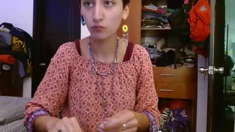 Malita online show from 04-16-26, 01:39