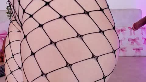 Snapshot of malka_burning chatting on 11-07-25, 08:20 Malka online show from 11-07-25, 08:20