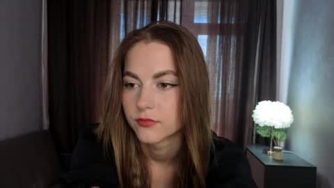 Mia online show from 06-02-26, 04:25