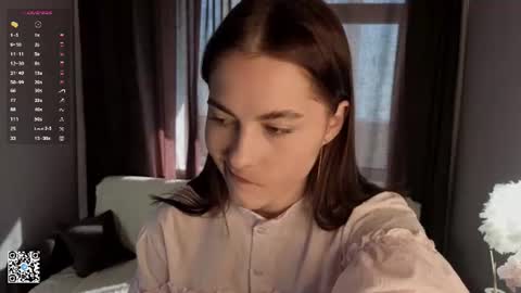 Snapshot of mallieangelini chatting on 07-11-26, 04:04 Mia online show from 07-11-26, 04:04