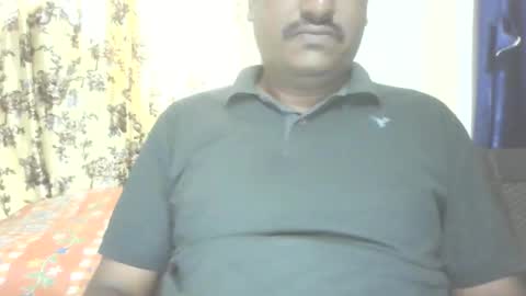 Snapshot of mallik63040 chatting on 10-28-25, 02:59 Sree0703 online show from 10-28-25, 02:59