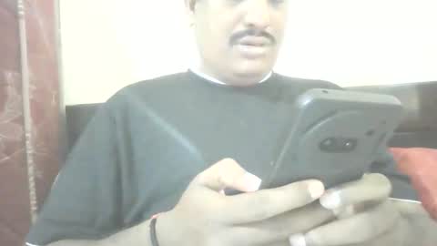 Snapshot of mallik63040 chatting on 12-03-25, 06:43 Sree0703 online show from 12-03-25, 06:43