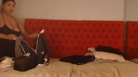 Lory  online show from 04-11-26, 07:07