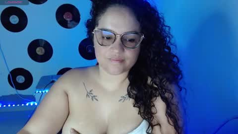 Snapshot of malorymorgantt chatting on 02-20-25, 10:15 MI INSTAGRAM soy glory01 online show from 02-20-25, 10:15