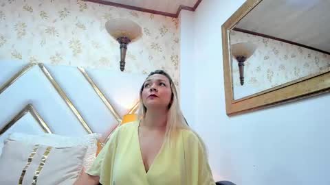 Snapshot of malorysweet chatting on 05-08-26, 11:59 MalorySweet online show from 05-08-26, 11:59