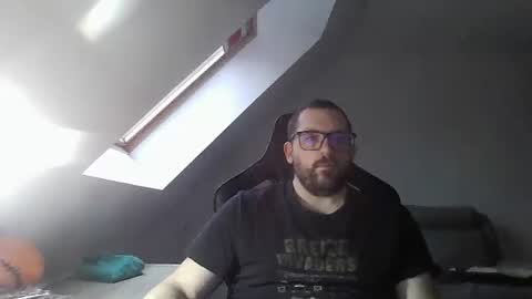 breton online show from 12-30-24, 09:27