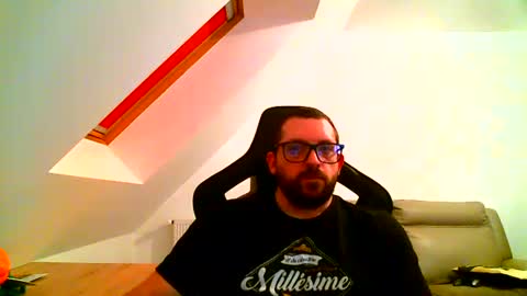 breton online show from 12-31-24, 05:51