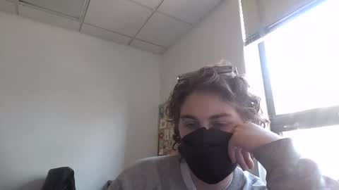 Snapshot of malrider2 chatting on 03-23-26, 06:23 Mal online show from 03-23-26, 06:23