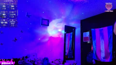 Snapshot of malud_09 chatting on 02-04-26, 12:11 online show from 02-04-26, 12:11