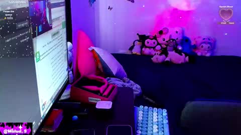 Snapshot of malud_09 chatting on 02-11-26, 02:44 online show from 02-11-26, 02:44