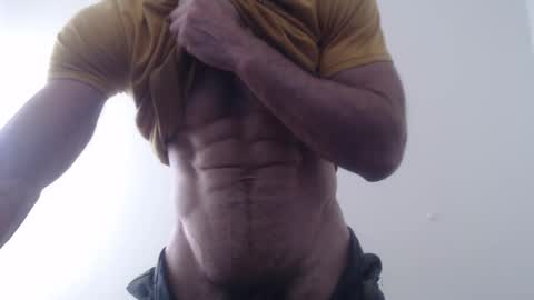 Snapshot of maluma4you chatting on 10-19-25, 01:56 maluma4you online show from 10-19-25, 01:56