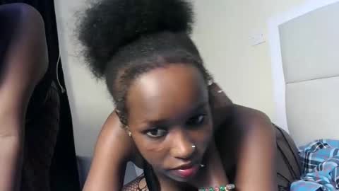 Snapshot of mamaapussy chatting on 02-13-25, 08:24 mamaa online show from 02-13-25, 08:24