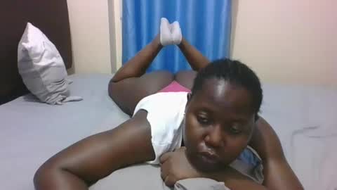 mamasita2023 online show from 03-12-25, 08:41