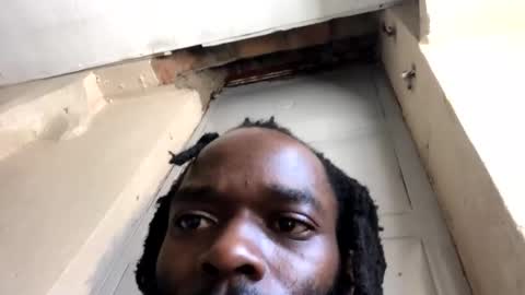 Snapshot of mambbaa1 chatting on 09-09-25, 08:14 Daddy Deek online show from 09-09-25, 08:14